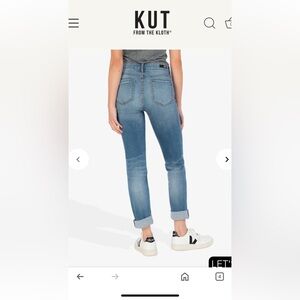 Kut from the Kloth Catherine Mid Rise Jean size 0